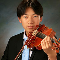 Eric Chen with violin